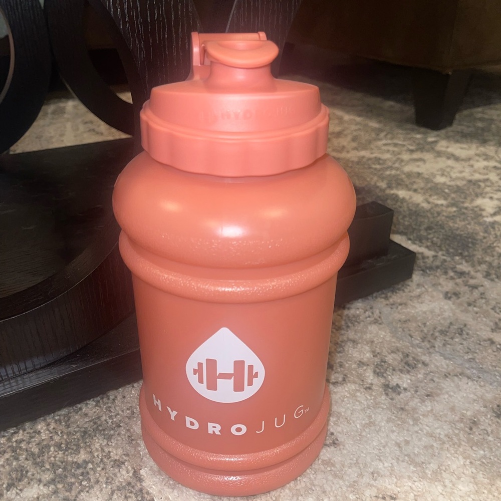 HYDROJUG Blush Jug